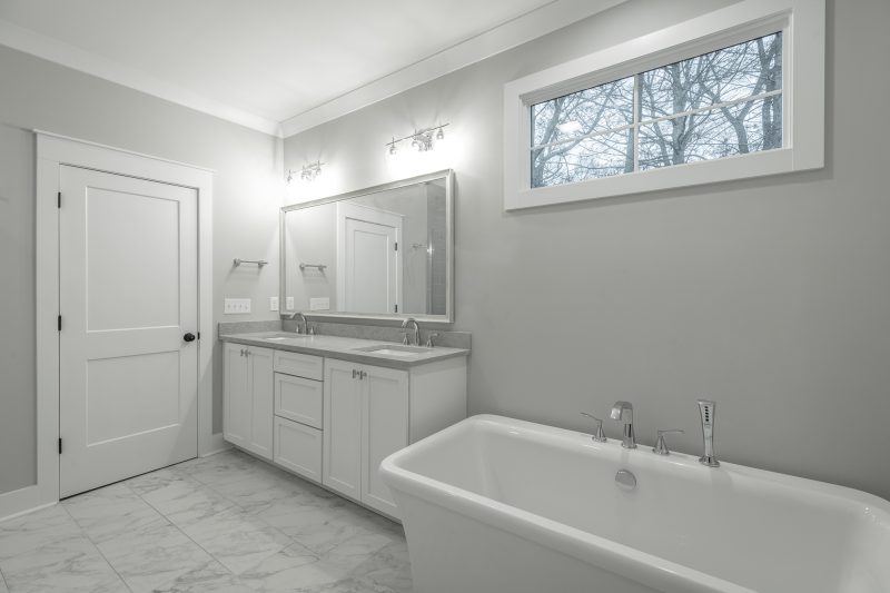 Luxury Homes in Harrison TN