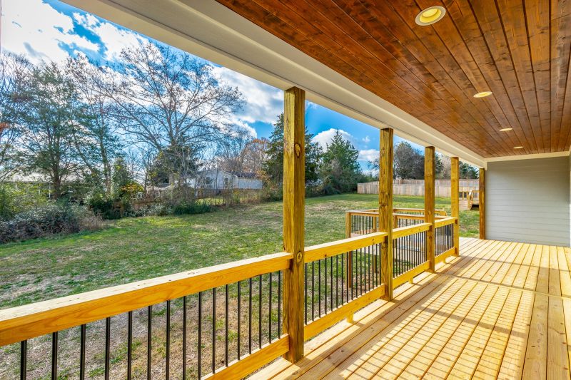 How to Bring Resort Style to Your Back Yard