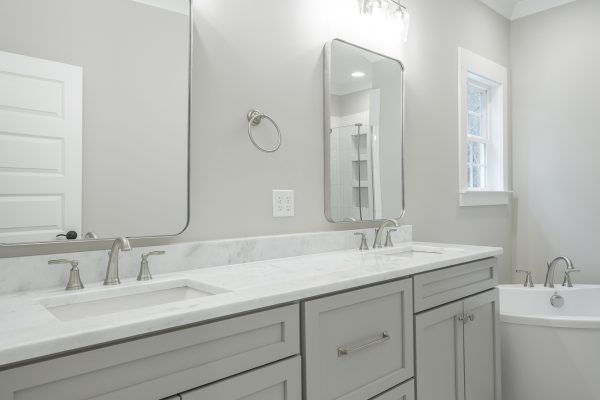 Luxury Homes in Harrison TN