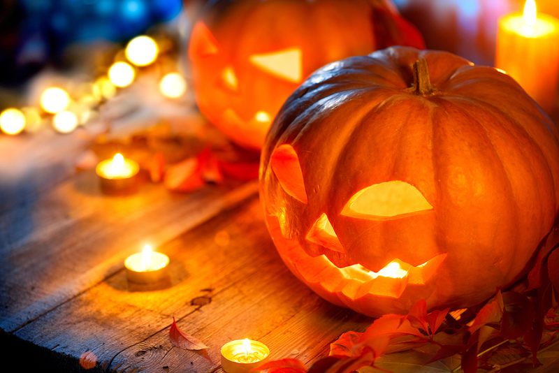How to Have a Boo-tiful Halloween in a Your New River Stone Home